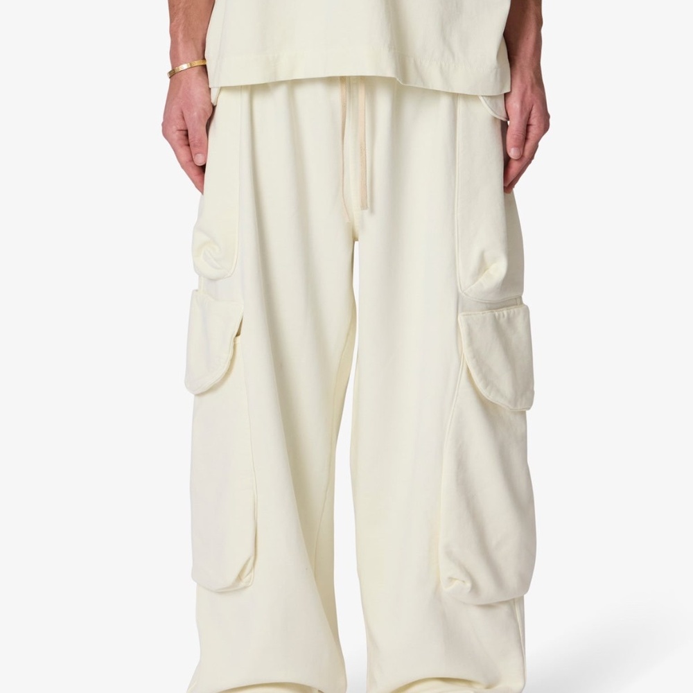 mnml Side Cargo Pocket Sweatpants - Off White Size SOff White / S